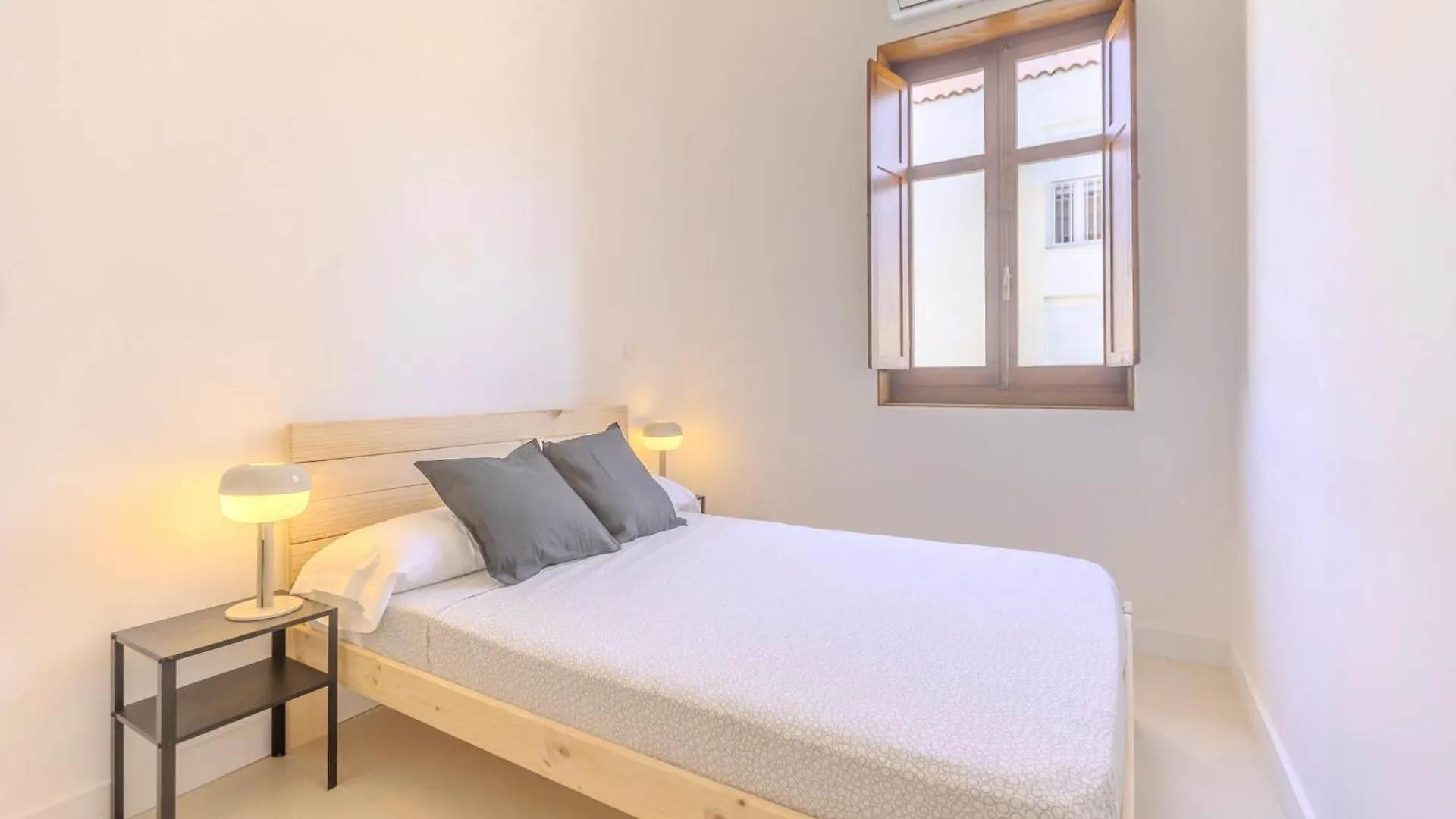 Lu&Cia Marques De Cadiz Apartment Malaga